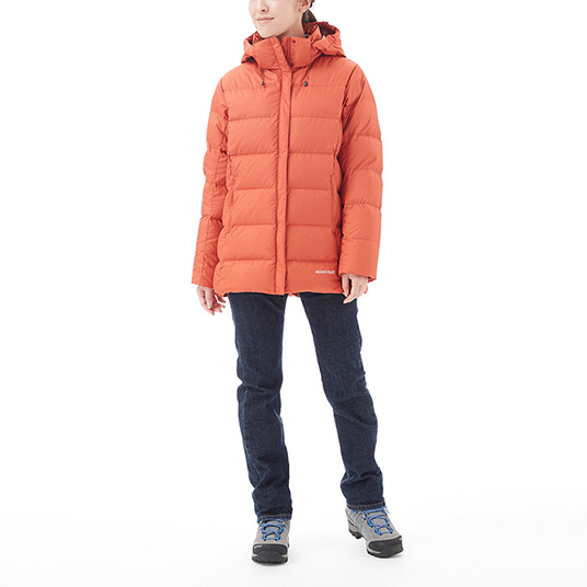 モデル身長163cm／Mサイズ着用