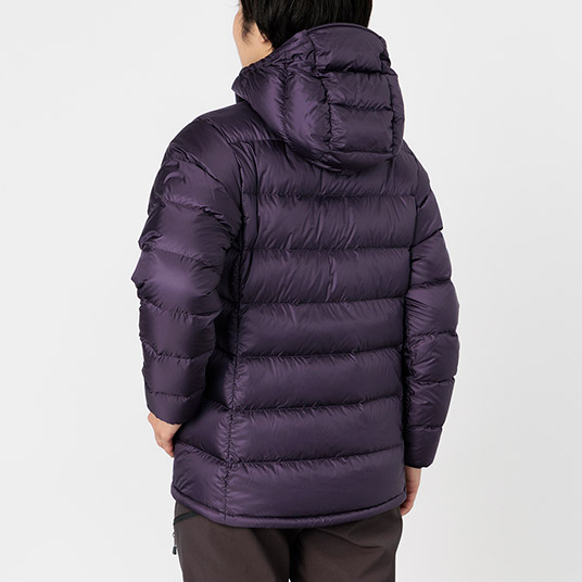 モデル身長160cm／Mサイズ着用