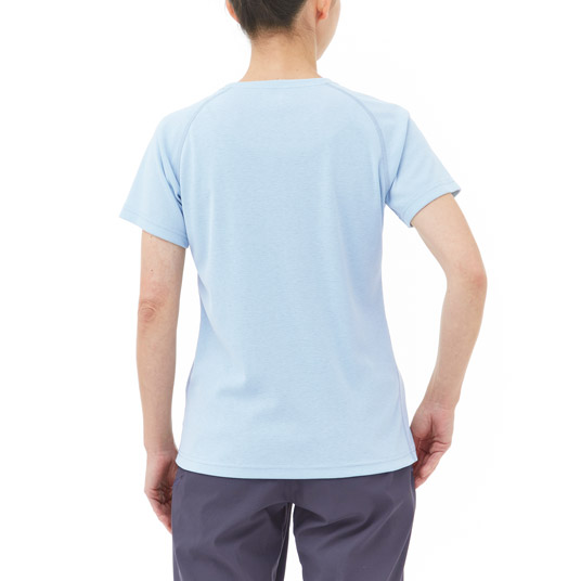 モデル身長158cm／Mサイズ着用