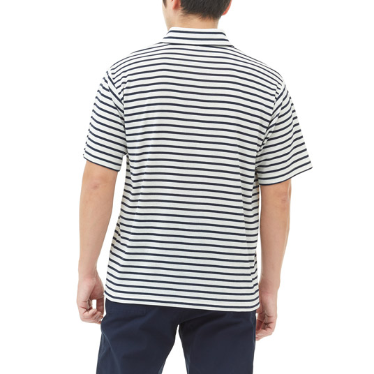 モデル身長169cm／Mサイズ着用