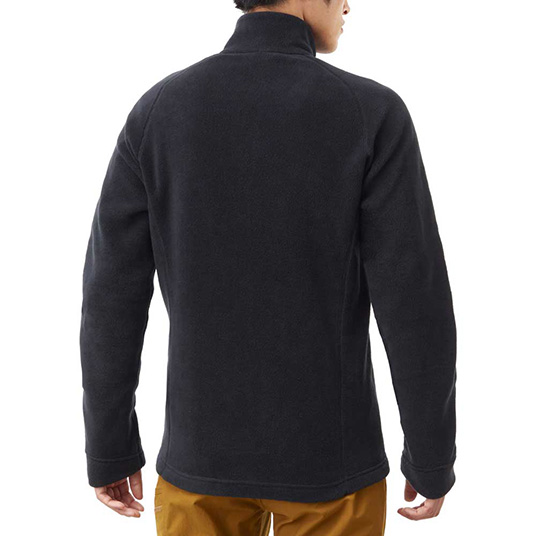 モデル身長175cm／Mサイズ着用