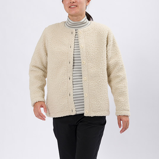 モデル身長163cm／Mサイズ着用
