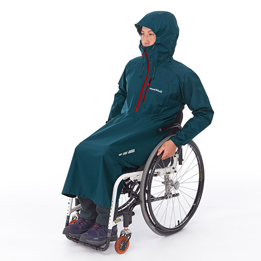 モデル身長170cm／Mサイズ着用