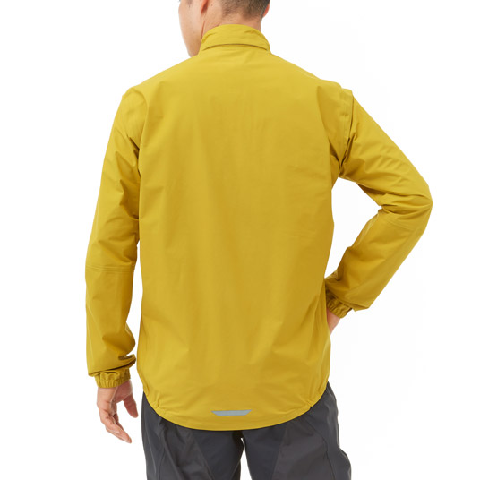 モデル身長170cm（男性）／Mサイズ着用