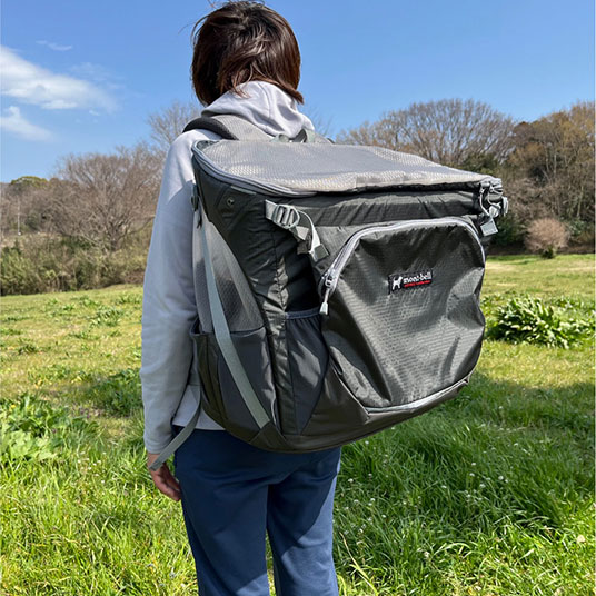 バックパックとして使用。