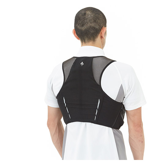 荷物を降ろさずにチューブで吸水するトレールウォーターパック1.5Lに対応
