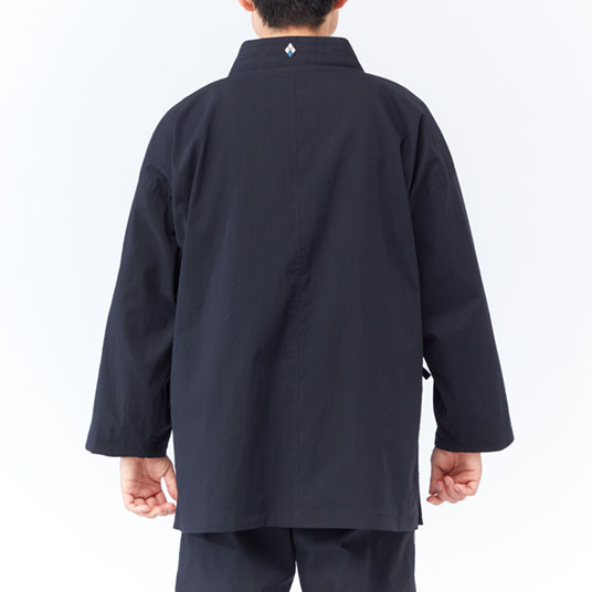 モデル身長175cm／Mサイズ着用