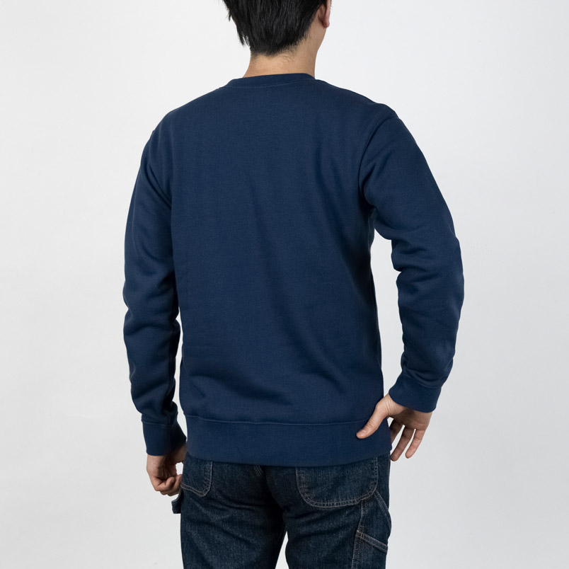 モデル身長175cm／Mサイズ着用