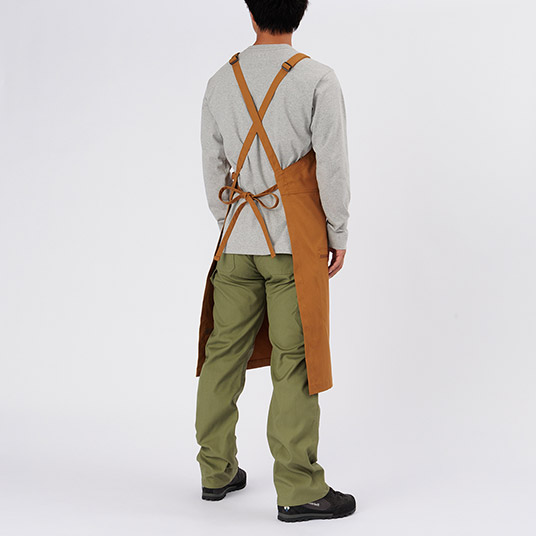モデル身長171cm／Mサイズ着用