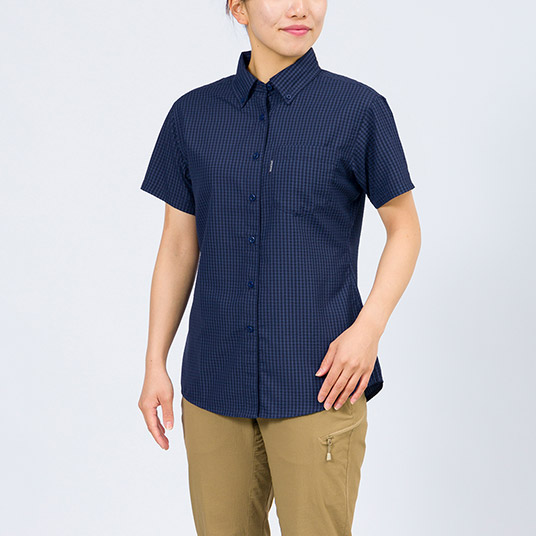 モデル身長163cm／Mサイズ着用