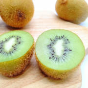 山梨県産 キウイ 約3kg （他商品との同時注文不可）【出荷時期：1月上旬より / 販売時期：3月15日まで】