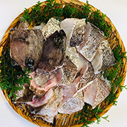 対馬の恵み クエ1400g（4〜5人前 鍋用切り身）